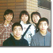 卒業生写真 a